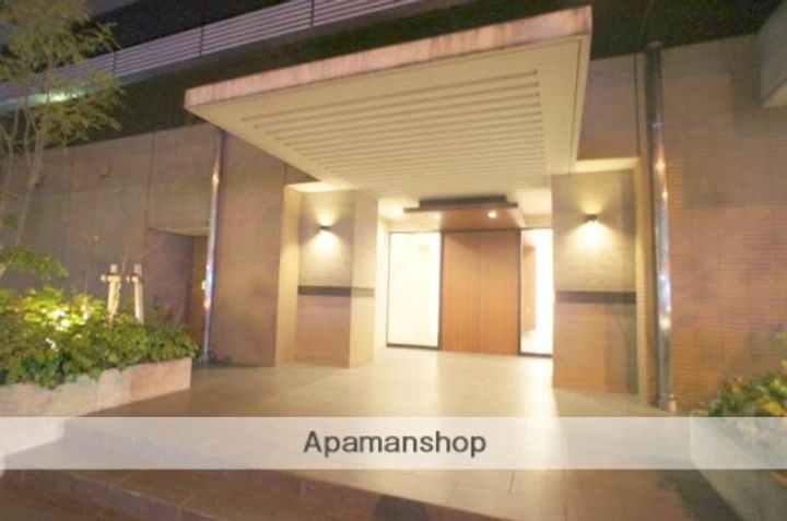 福岡県福岡市博多区吉塚本町の賃貸マンションの外観