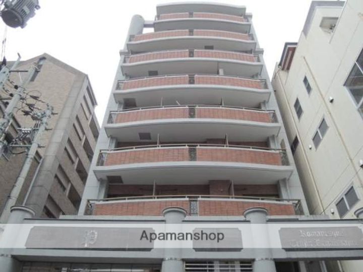 ロマネスク天神ルネッサンスの外観