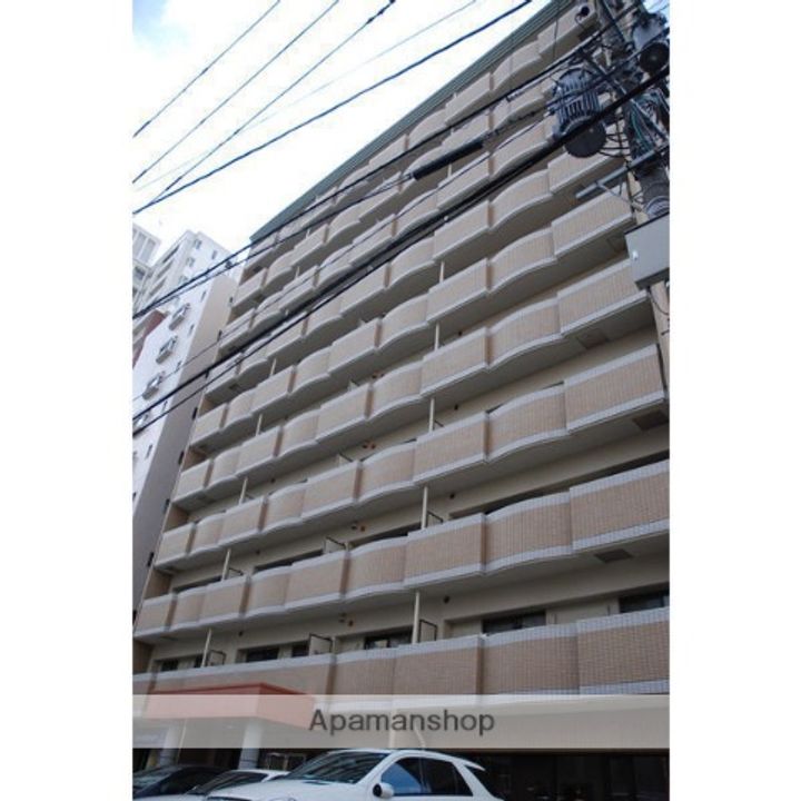 アクセス天神の外観