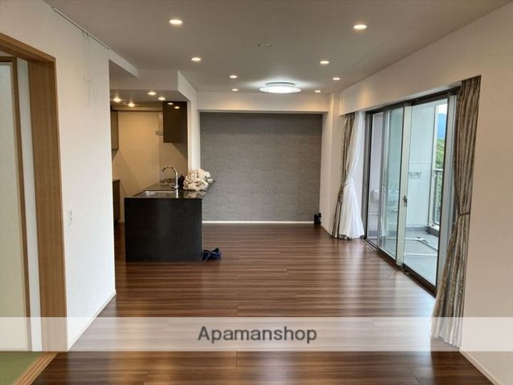 ザ・パークハウス桜坂サンリヤンの内装