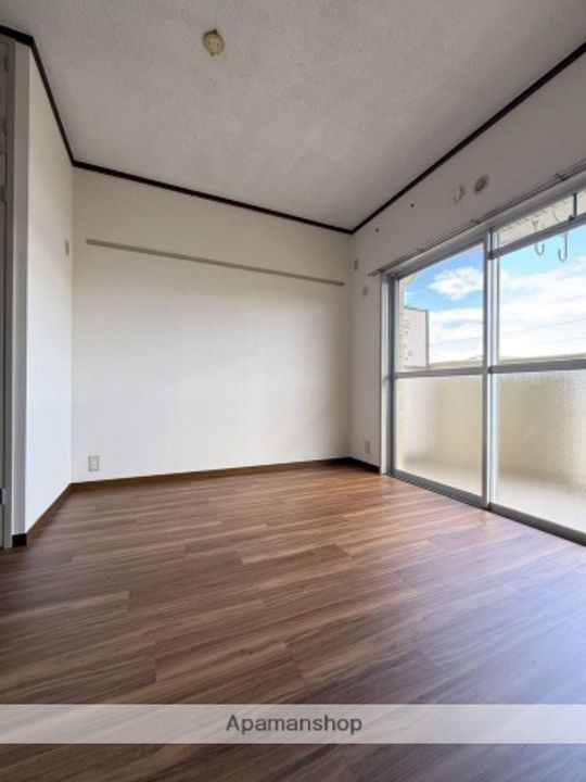 エルム西大濠の内装