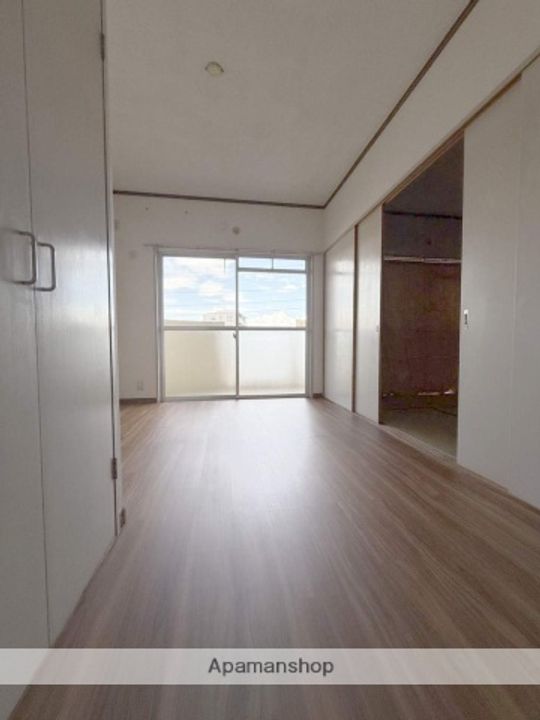 エルム西大濠の内装