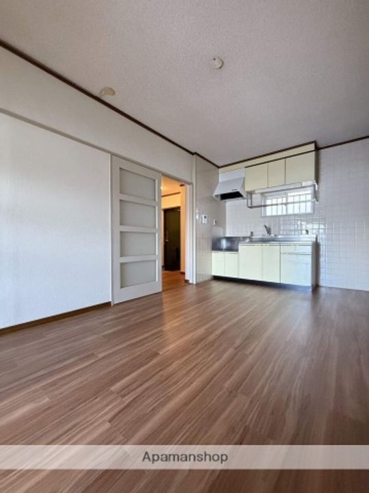 エルム西大濠の内装