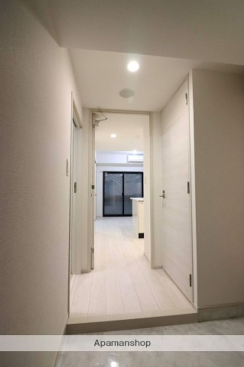 福岡県福岡市博多区博多駅南2丁目の賃貸マンションの玄関