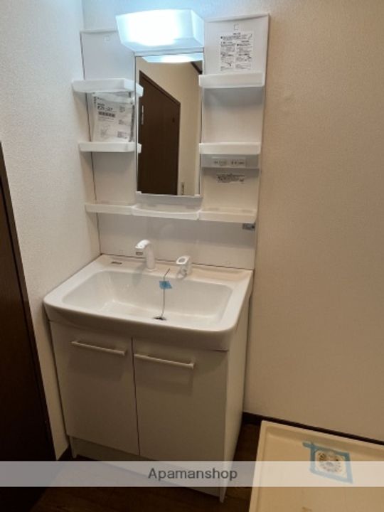 ライオンズマンション赤坂の内装