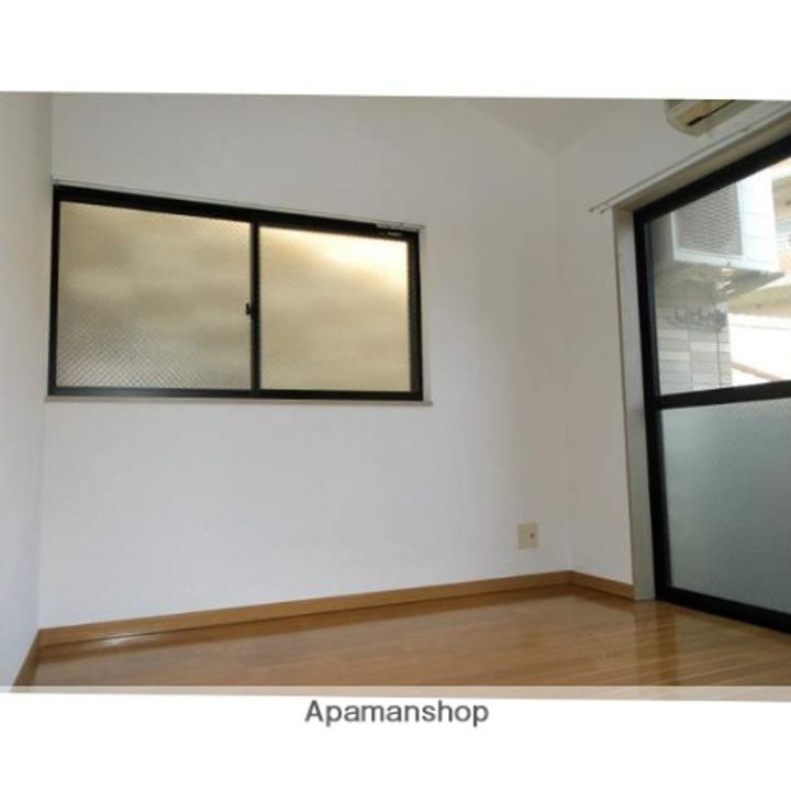 キーストーンコートの内装