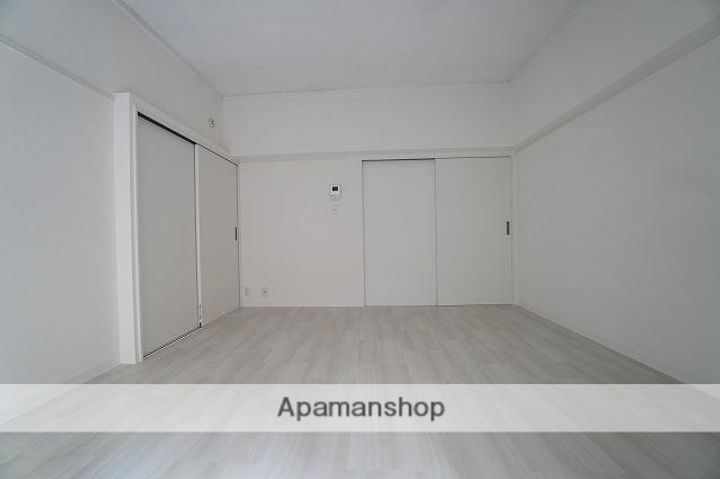 ハイツ三笠の居間