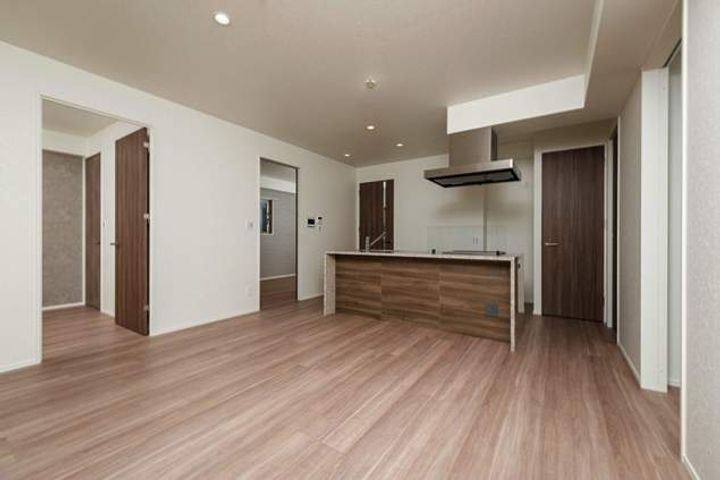 福岡県福岡市博多区住吉2丁目の賃貸マンションの居間