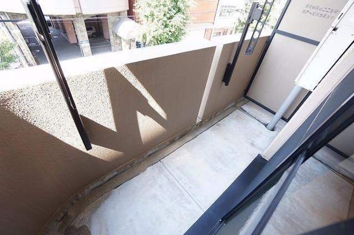 ホワイトバレー八幡駅前の内装