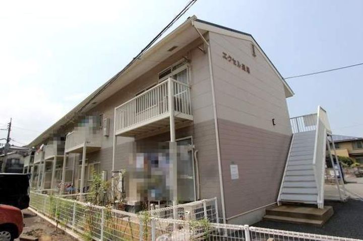 エクセル長尾の外観