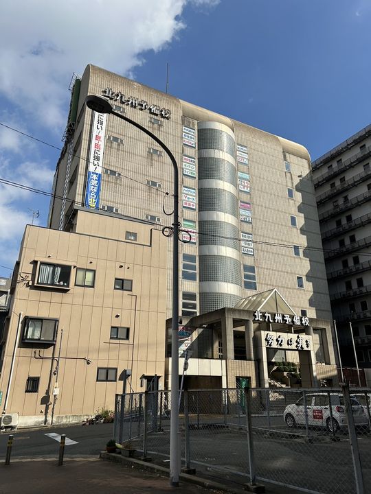 レオパレスラ フロル日明の周辺