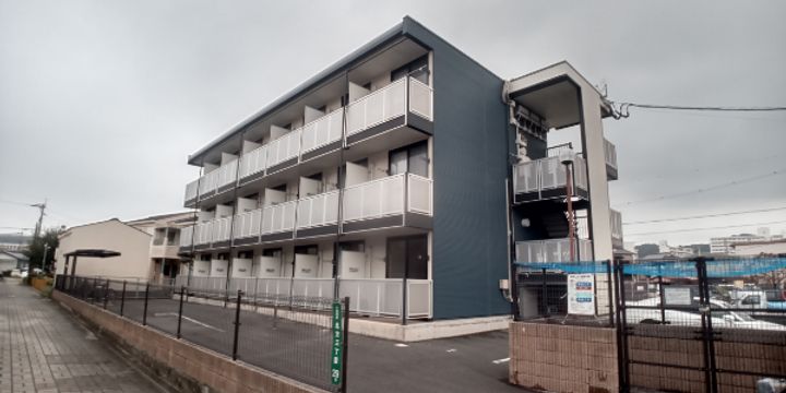 レオパレスK&JUNの外観