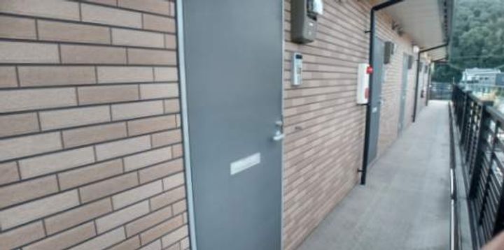 レオネクストムラヤマⅢ101の玄関