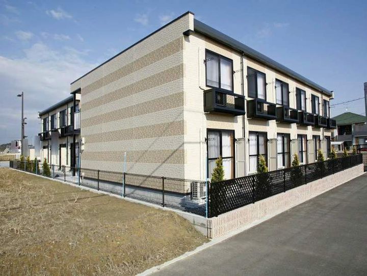 レオパレスアイリス学研台Ⅱ109の外観