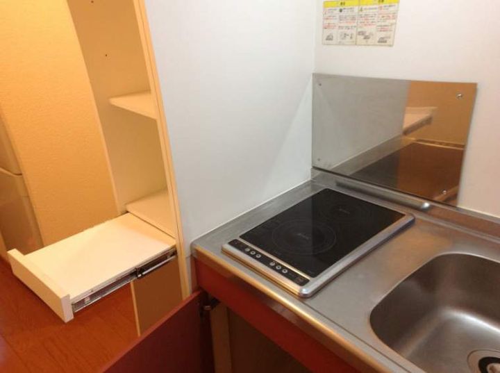 レオネクスト日明204の内装