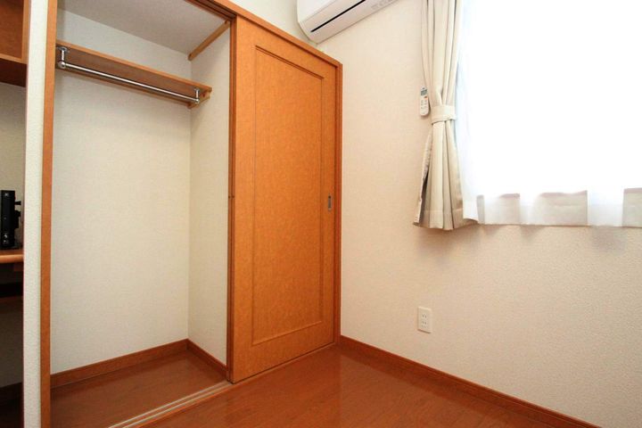 レオネクスト日明204の内装