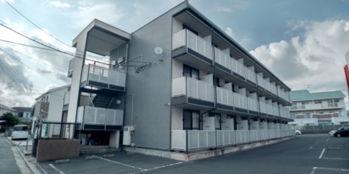 レオパレスMAUNAの外観