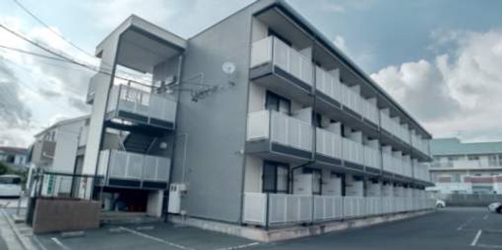 レオパレスMAUNAの外観