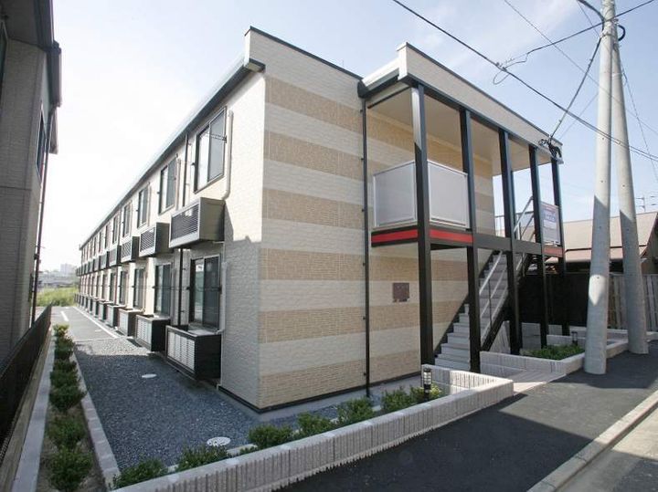 レオパレスCOLLINA富野206の外観