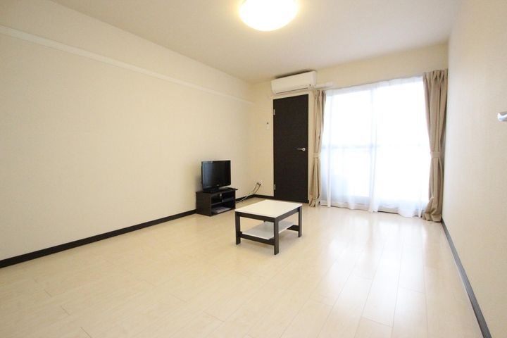 レオネクスト幸神Ⅱの居間