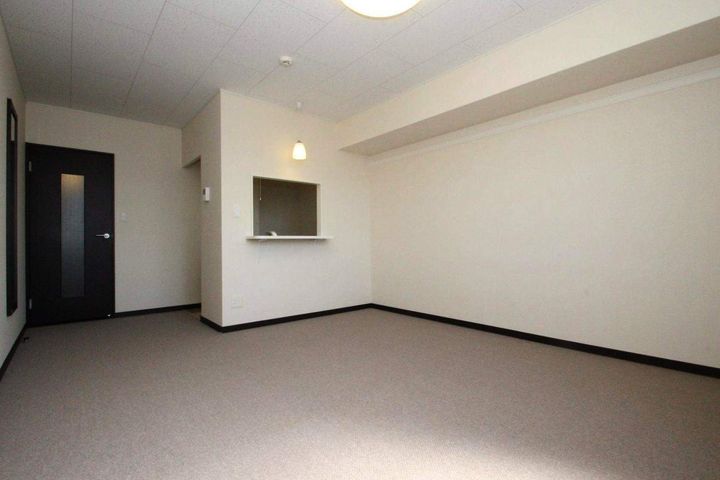 レオネクストオアシス 19201の居間