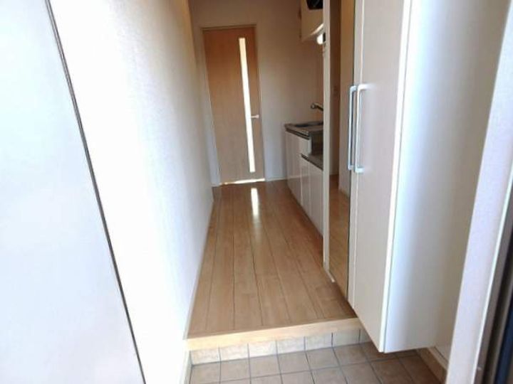 エクスクルーシブⅠ105の玄関