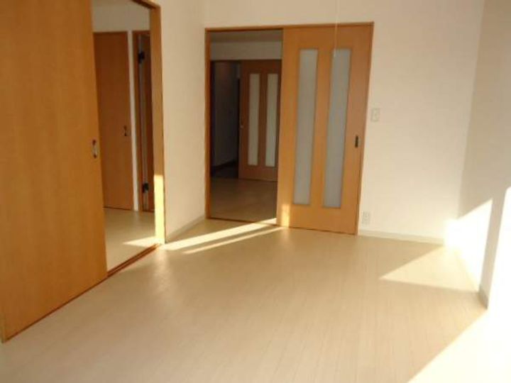 プライムガーデン203の内装