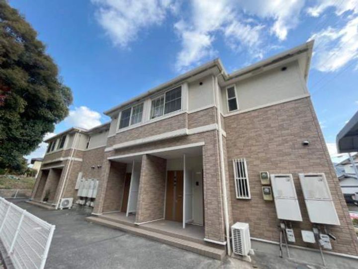 リバーヒルズNK102の外観