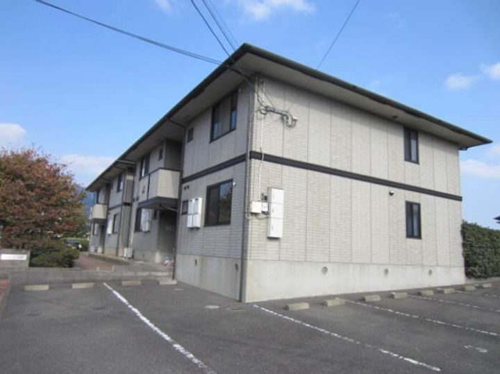 ファミーユ石田 A棟の外観