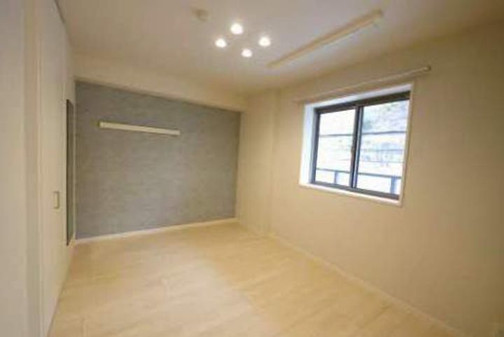 福岡県北九州市八幡東区西本町1丁目の賃貸マンションの内装