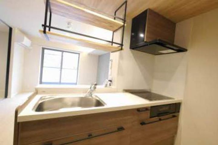 福岡県北九州市八幡東区西本町1丁目の賃貸マンションの内装