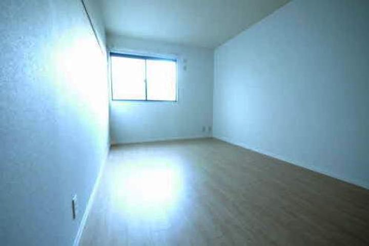 福岡県北九州市小倉南区上石田2丁目の賃貸アパートの内装