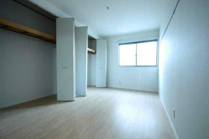 福岡県北九州市小倉南区上石田2丁目の賃貸アパートの内装