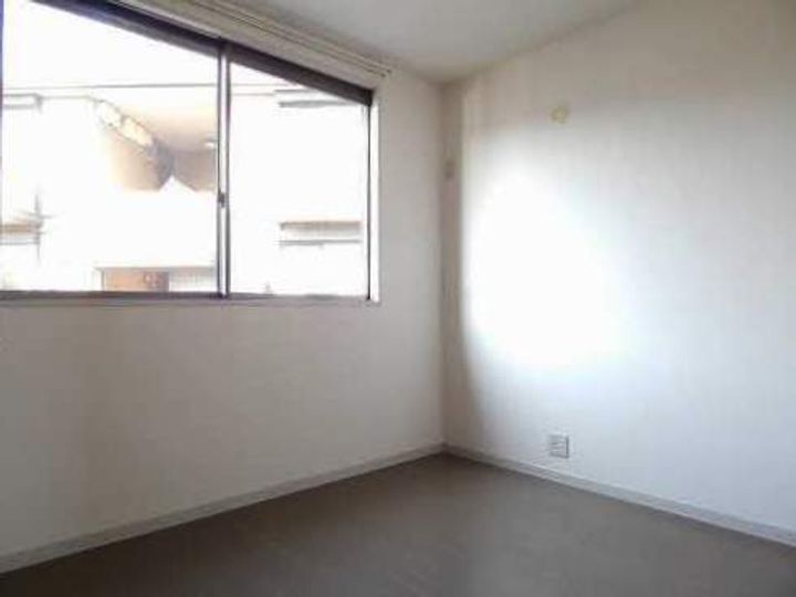 福岡県北九州市小倉南区中曽根東2丁目の賃貸アパートの内装