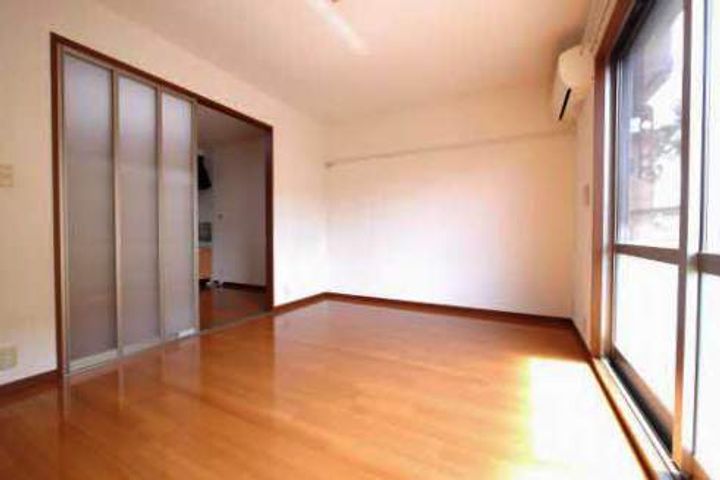 福岡県北九州市小倉南区蜷田若園1丁目の賃貸アパートの内装