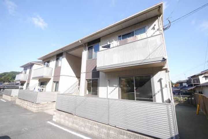 福岡県北九州市門司区谷町2丁目の賃貸アパートの外観