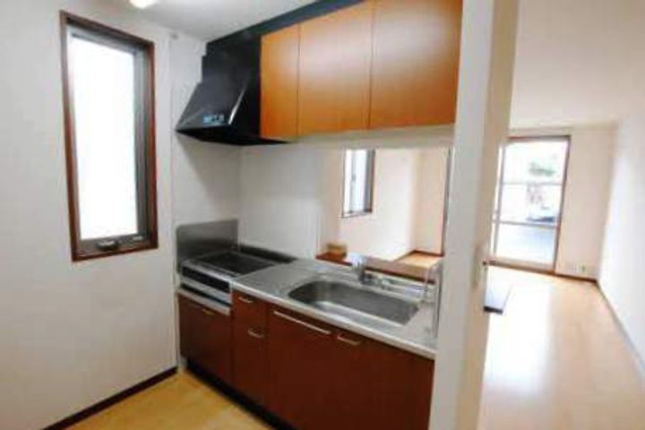 福岡県北九州市小倉南区長行東1丁目の賃貸アパートのキッチン