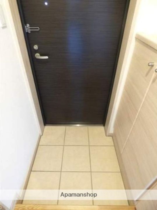 福岡県北九州市小倉北区菜園場1丁目の賃貸マンションの玄関