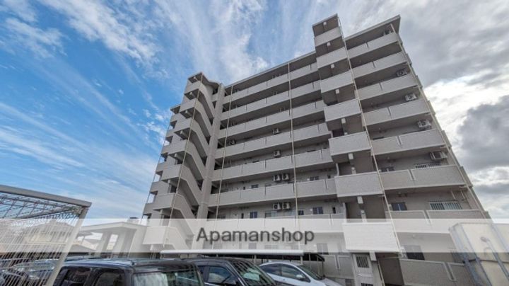 福岡県北九州市小倉北区菜園場1丁目の賃貸マンションの外観