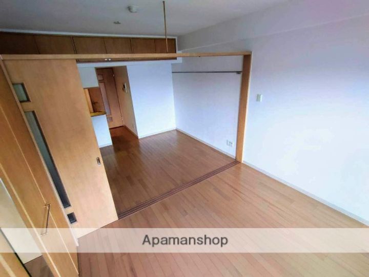 福岡県北九州市小倉北区高尾1丁目の賃貸マンションの内装