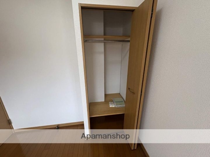 福岡県北九州市小倉北区中井4丁目の賃貸マンションの内装