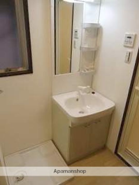 福岡県北九州市小倉南区下曽根4丁目の賃貸マンションの内装