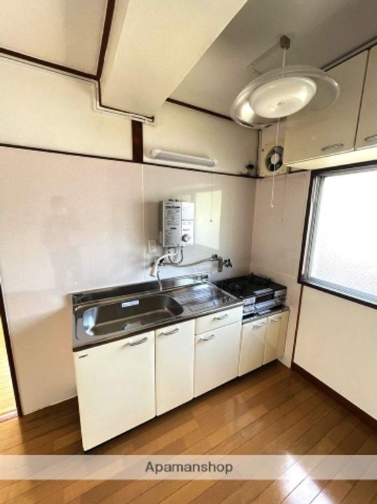 福岡県北九州市小倉北区黒原3丁目の賃貸マンションの内装