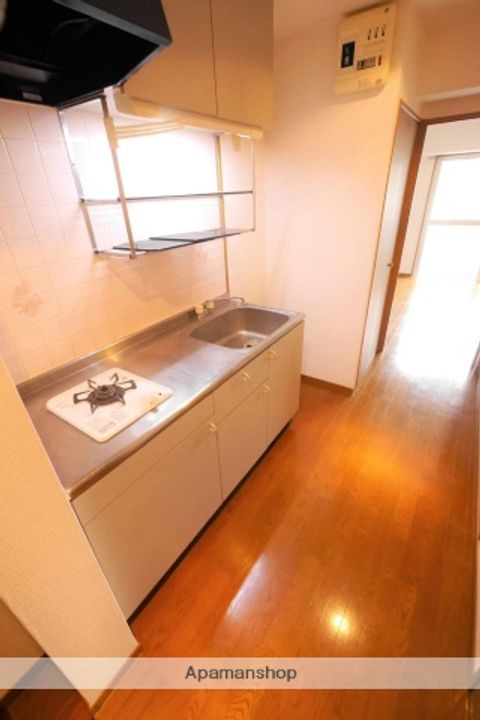 福岡県北九州市八幡東区西本町2丁目の賃貸マンション607のキッチン