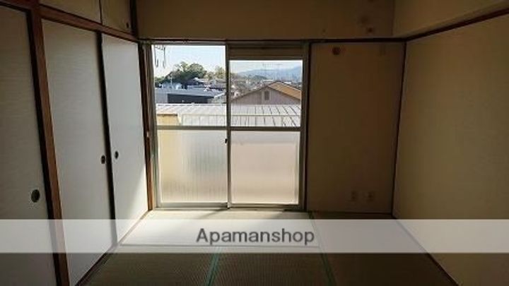 福岡県北九州市小倉北区篠崎4丁目の賃貸マンションの内装
