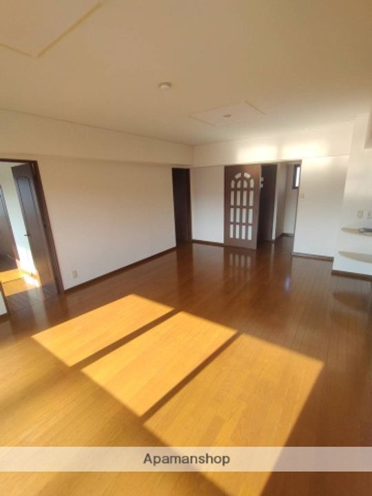 福岡県北九州市小倉南区守恒1丁目の賃貸マンションの内装