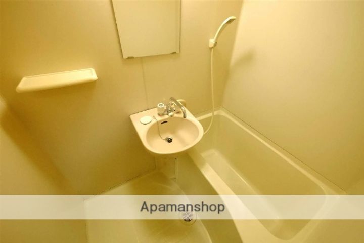 福岡県北九州市八幡東区前田1丁目の賃貸マンションの風呂