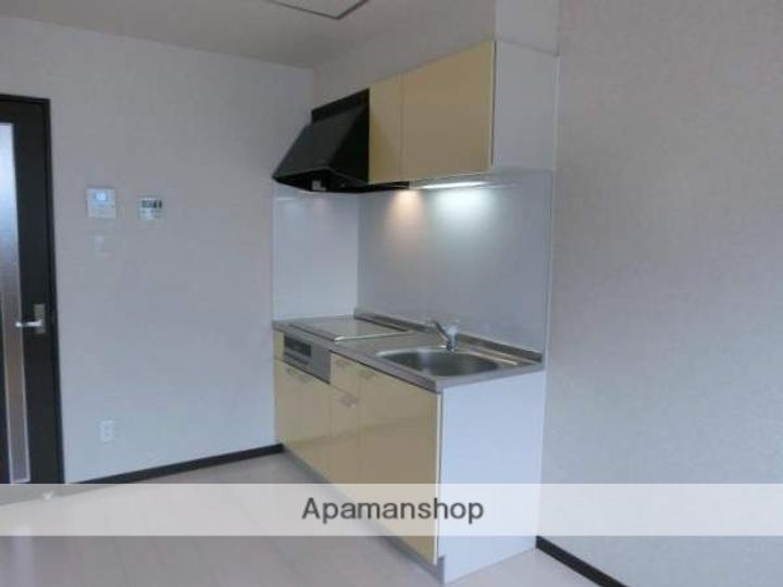 福岡県北九州市八幡西区三ケ森2丁目の賃貸マンションの内装