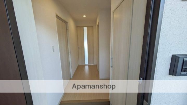 福岡県北九州市小倉北区三郎丸2丁目の賃貸マンションの玄関