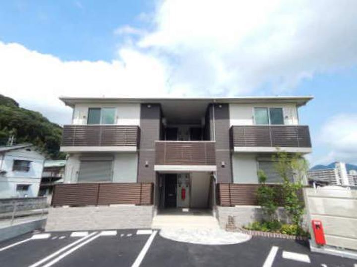 福岡県北九州市小倉南区蒲生2丁目の賃貸アパートの外観